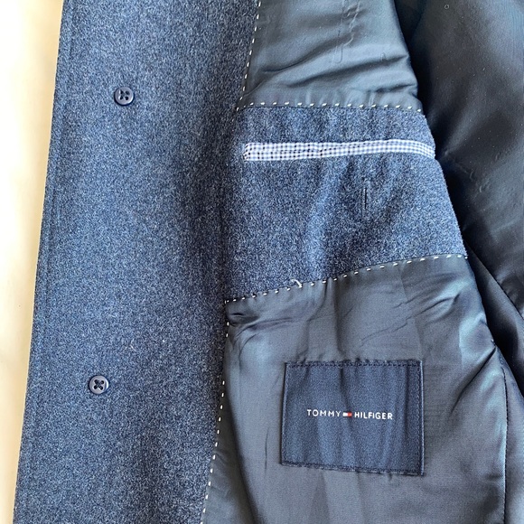 SOLD - Men’s Tommy Hilfiger Wool Coat - Picture 3 of 5